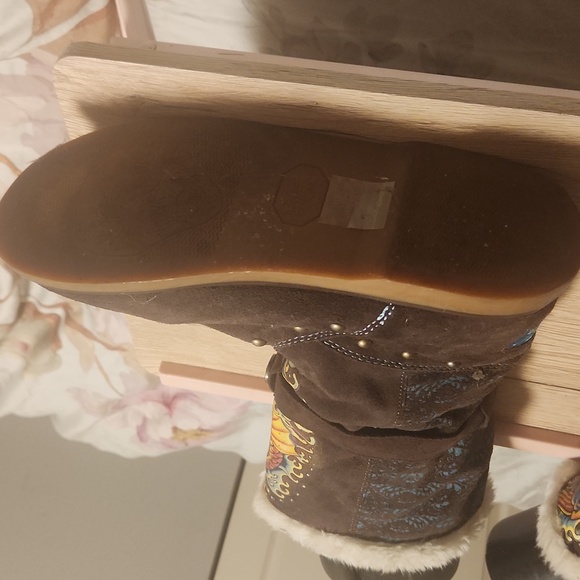 ED HARDY SUEDE VINTER BOOTS SIZE 10 - Picture 6 of 7